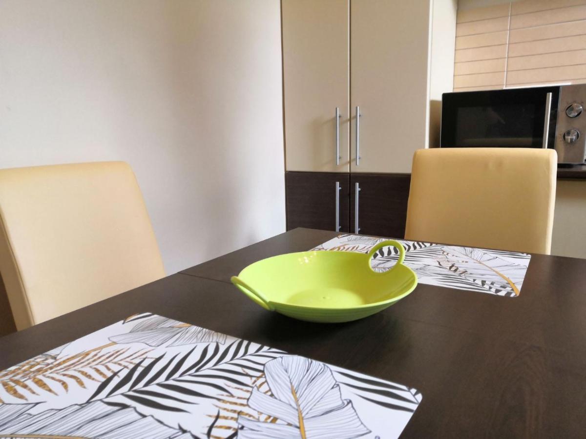 Newisland Family Apartman Sárvár Exteriör bild